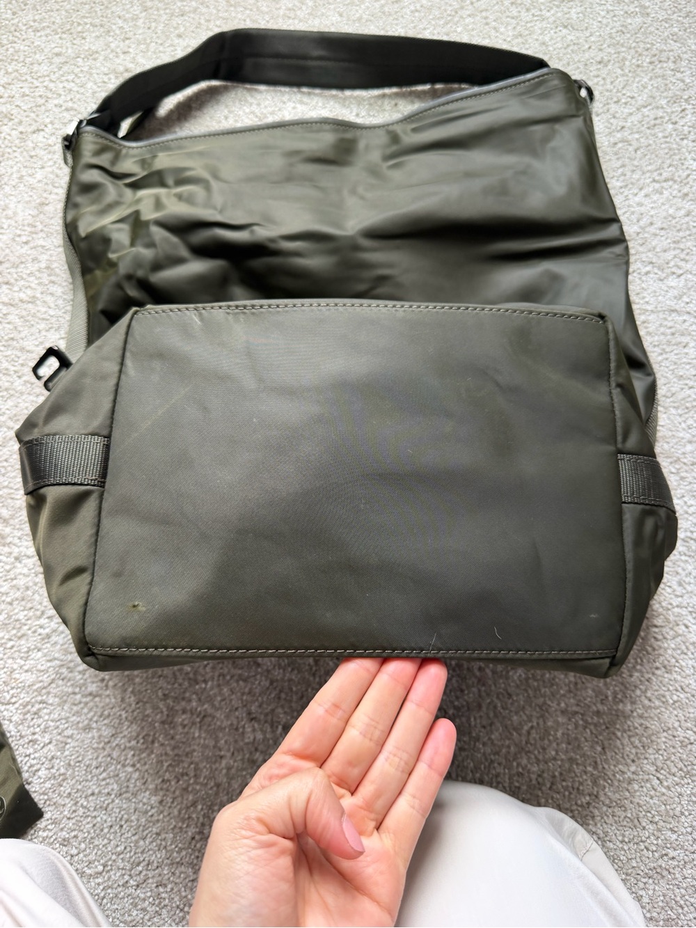 lululemon athletica Olive Green Shoulder Tote - Picture 9 of 10